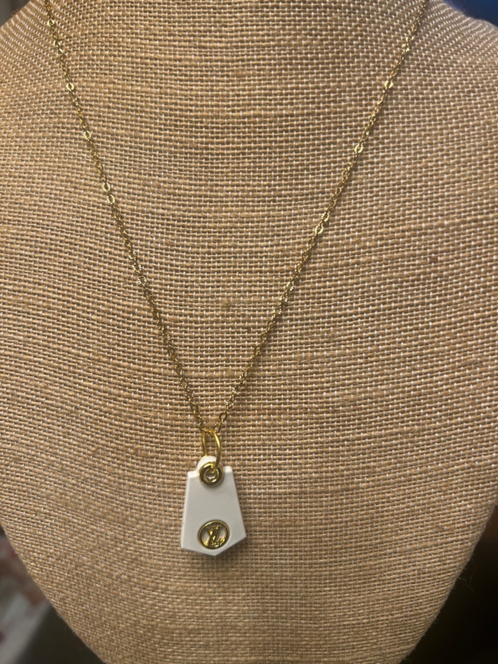 Gold Chain Necklace with White Pendant - Picture 6 of 10
